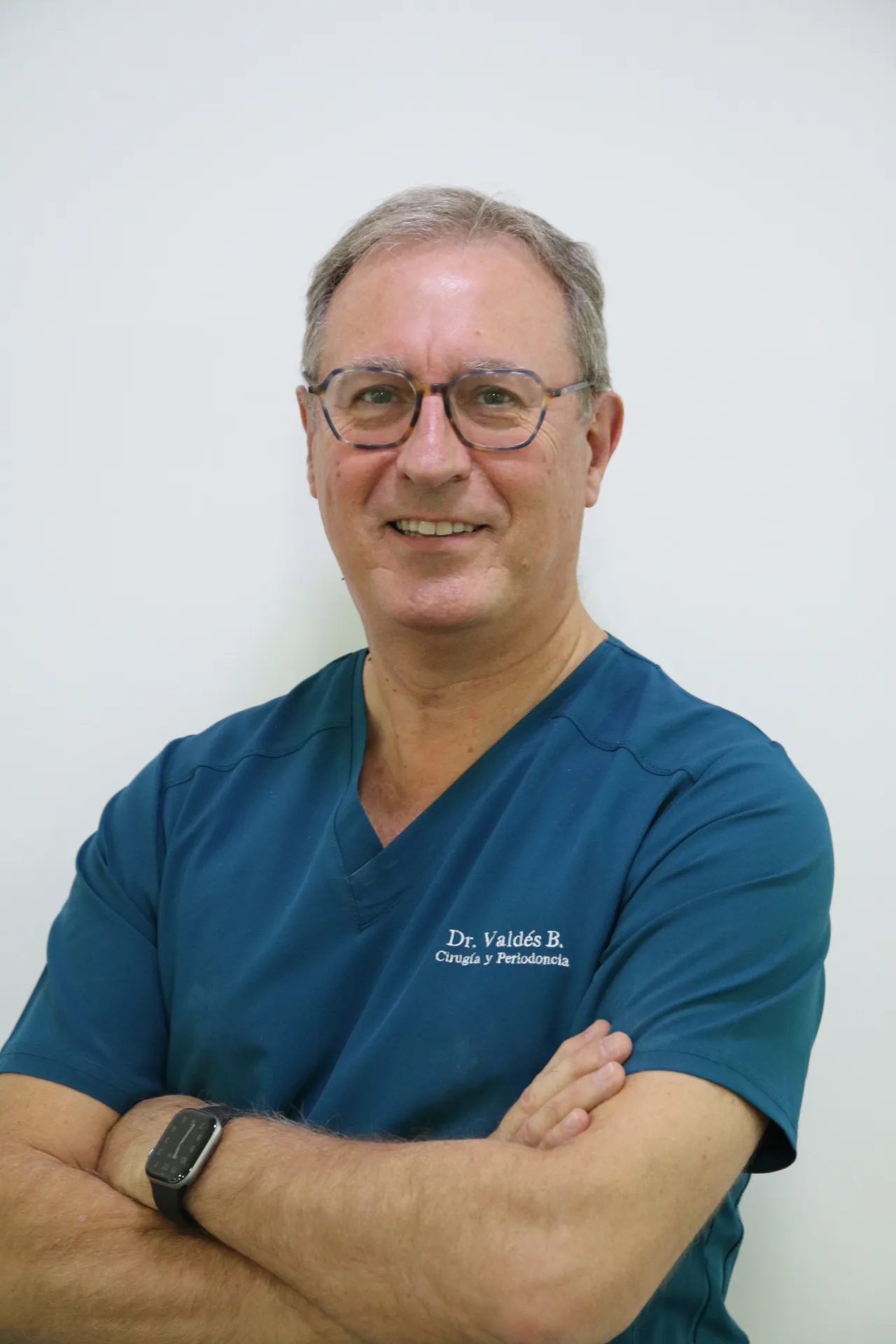 Dr. Andrés Valdés Beltrán