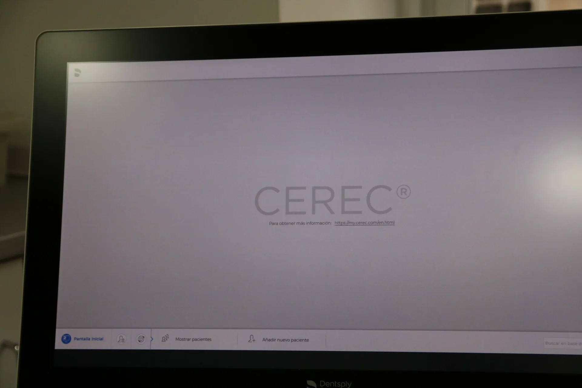 Escáner intraoral 3D para planificación de ortodoncia invisible en PerioMax Alicante