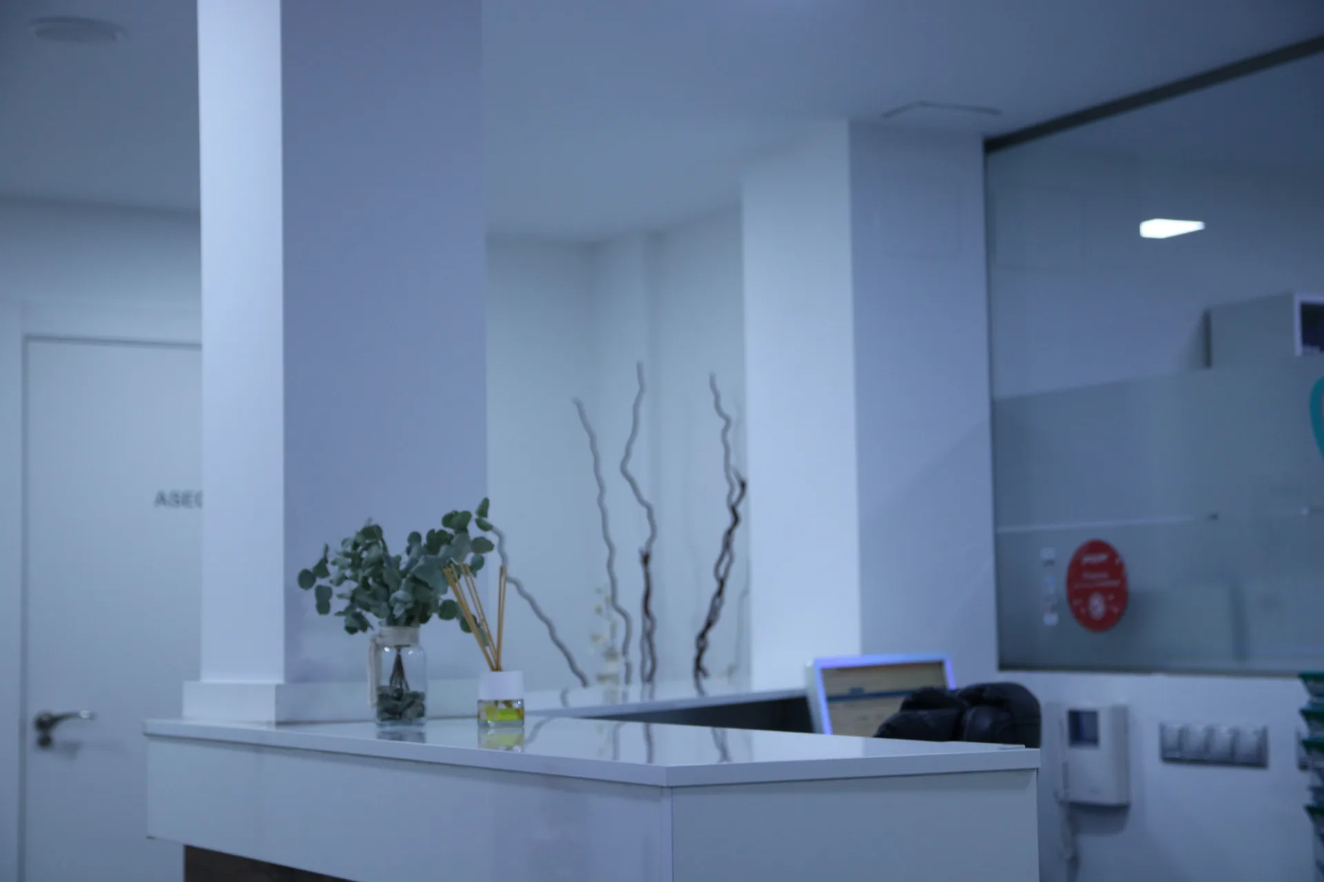 Diagnóstico periodontal en consulta de PerioMax Alicante